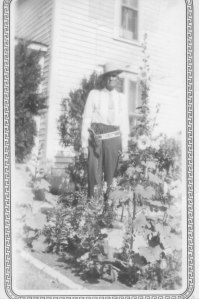 strong-city-train-station_0007